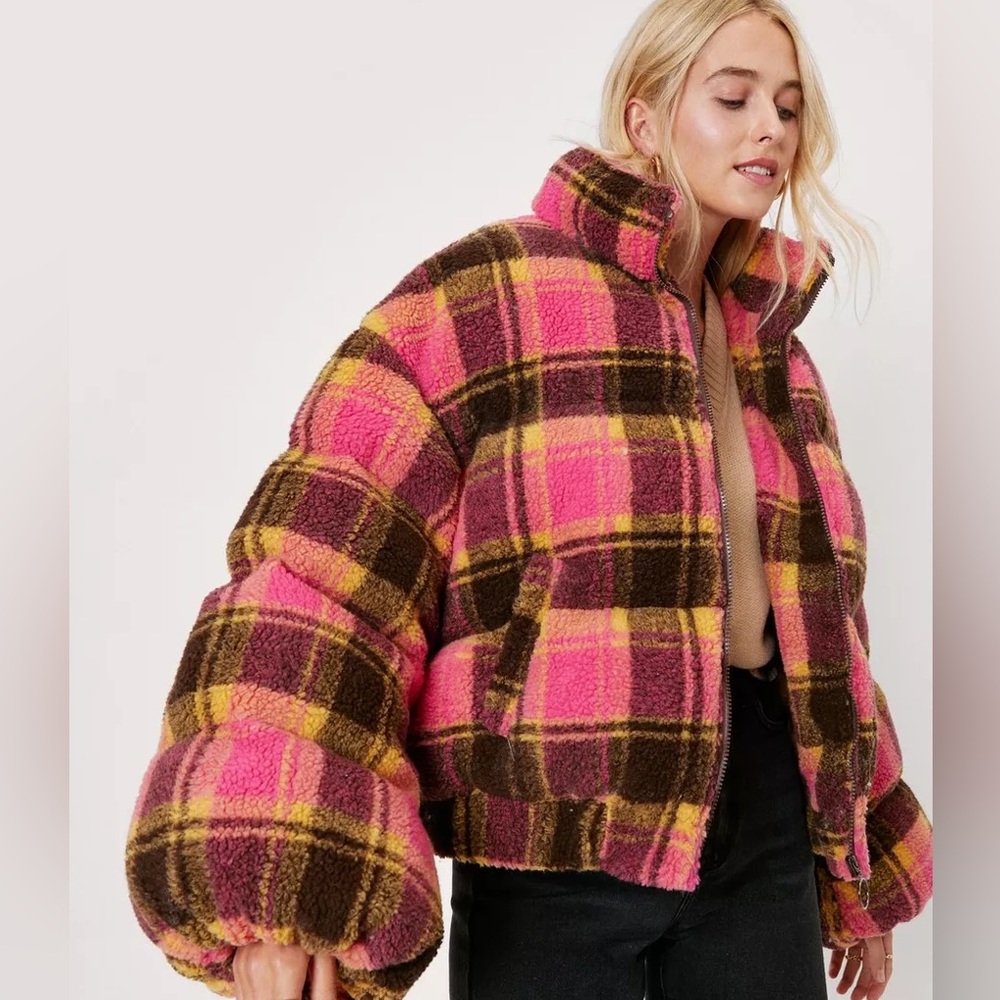 NWT PINK PLAID PUFFER BOMBER COAT